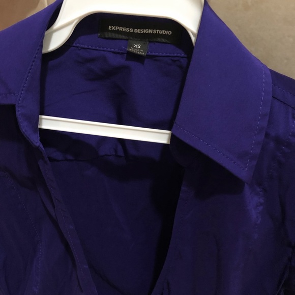 Beautiful Express faux wrap top with cute buttons - Picture 2 of 5